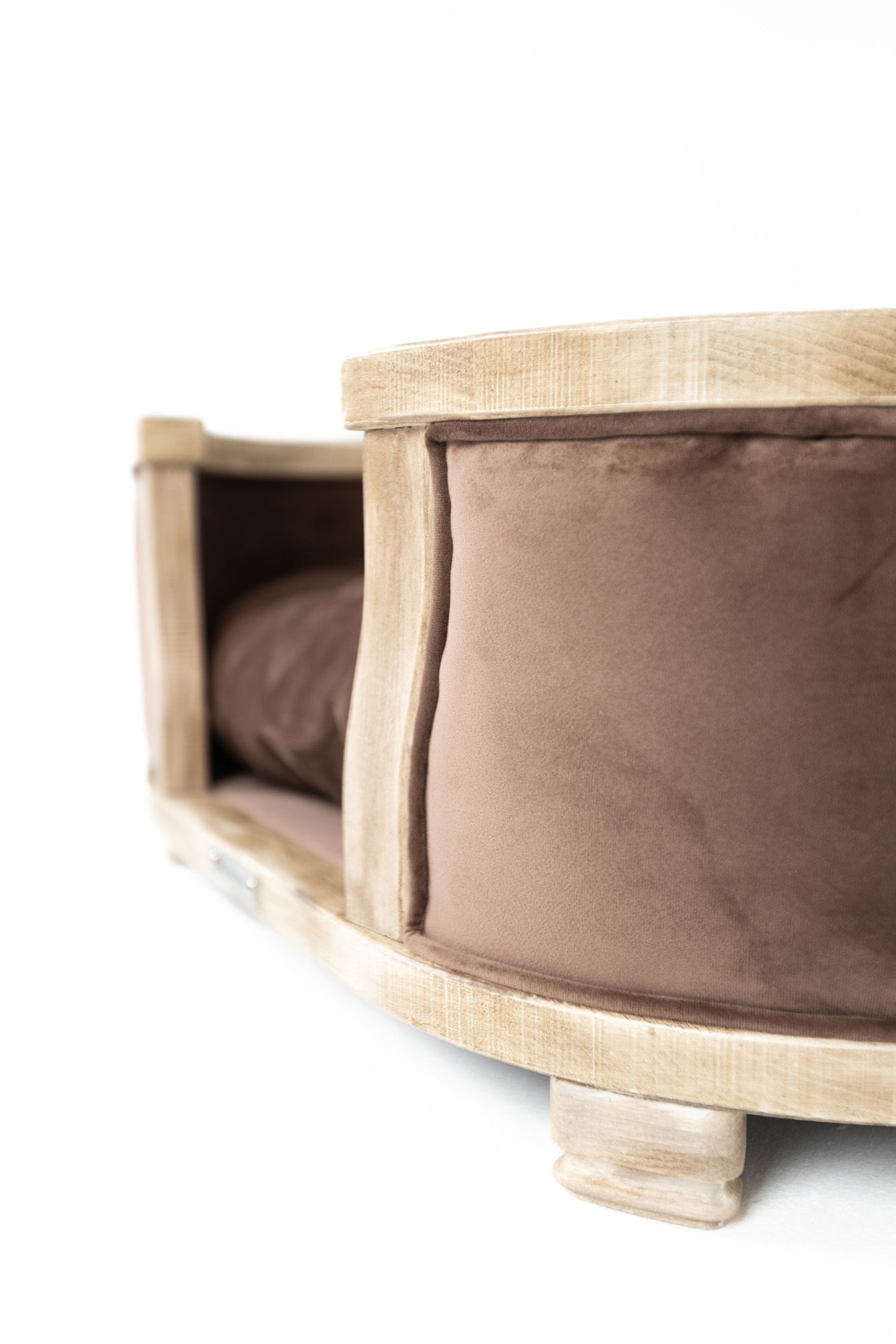 Samuel L — large dog bed